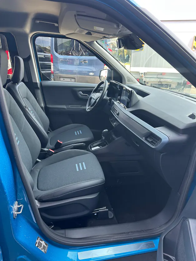 Ford TOURNEO COURIERier 1.0 EcoBoost A Active/125CV/Aut.