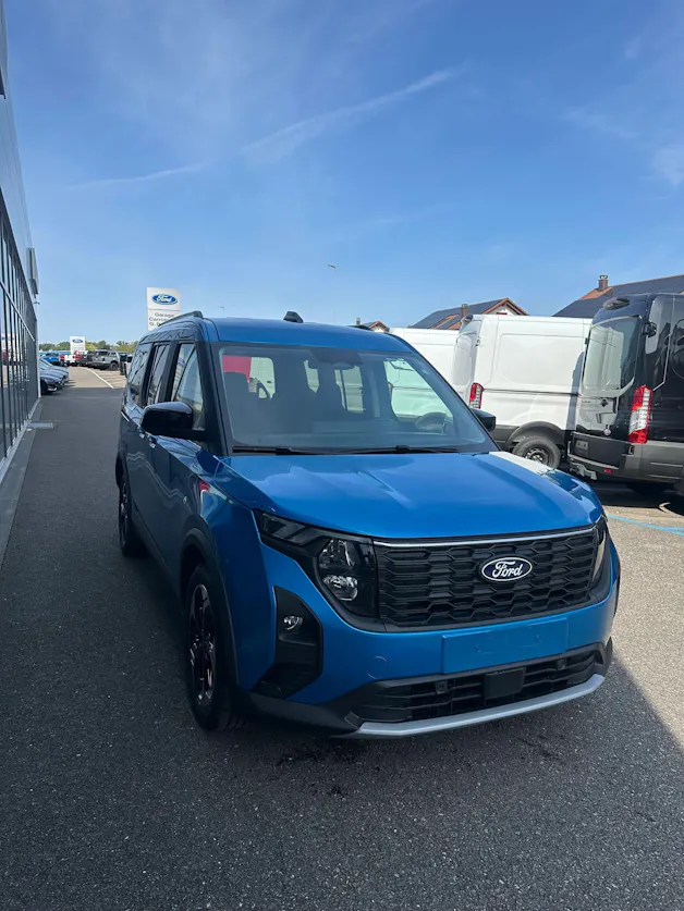FORD TOURNEO COURIERier 1.0 EcoBoost A Active/125CV/Aut.