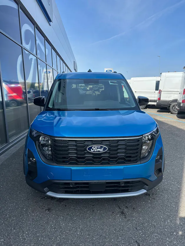 FORD TOURNEO COURIERier 1.0 EcoBoost A Active/125CV/Aut.