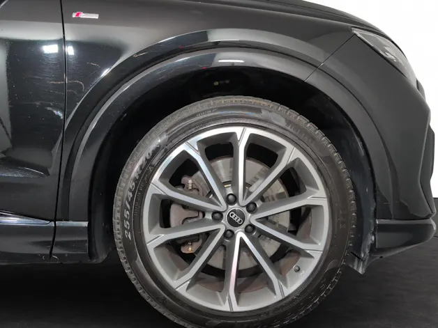 Audi Q4 e-tron 50 quattro