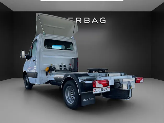 Mercedes-Benz Sprinter 519 CDI Standard 9G-TRONIC "Sattelschlepper"