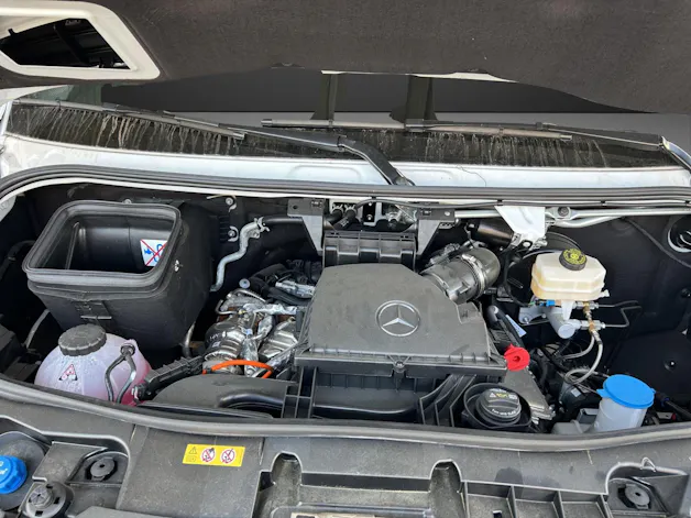Mercedes-Benz Sprinter 519 CDI Standard 9G-TRONIC "Sattelschlepper"