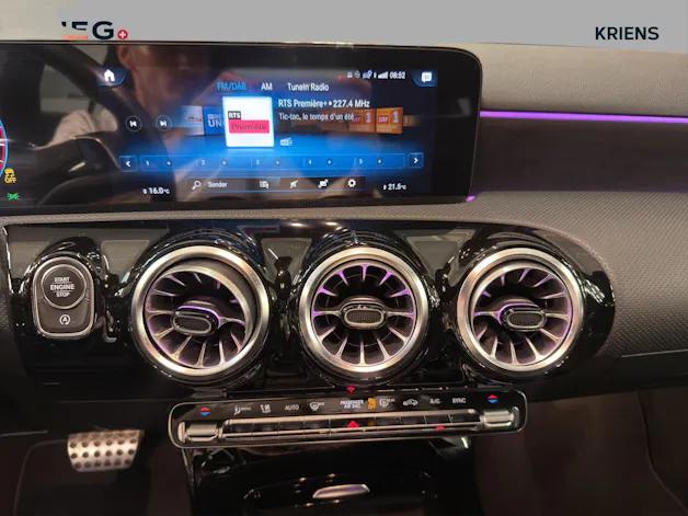 Mercedes-Benz A 200 4M - AMG / Rückfahrkamera / Soundsystem / metallic