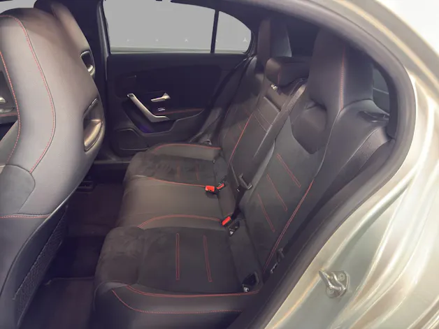 Mercedes-Benz A 200 4M - AMG / Rückfahrkamera / Soundsystem / metallic