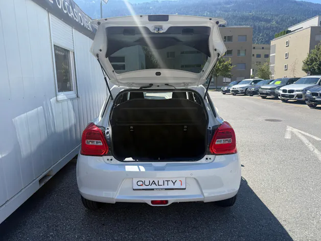 Suzuki Swift 1.2i Piz Sulai Top Hybrid Allgrip 4x4 *1. HAND* KLIMA* LED* DAB**