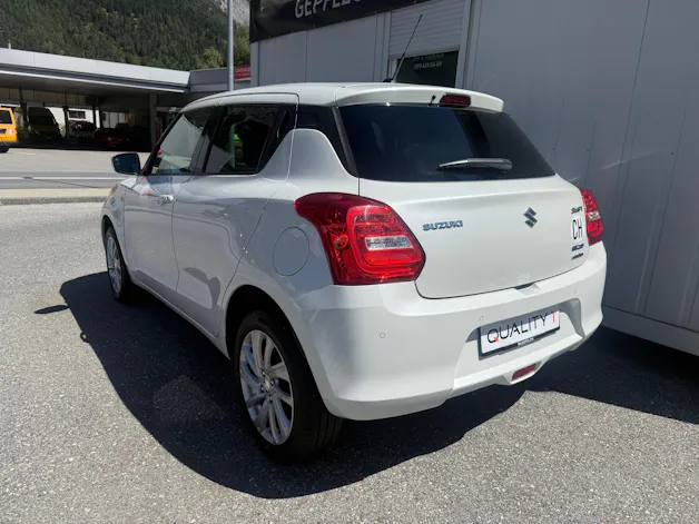 Suzuki Swift 1.2i Piz Sulai Top Hybrid Allgrip 4x4 *1. HAND* KLIMA* LED* DAB**