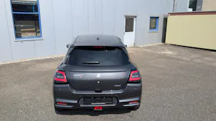 Suzuki Swift 1.2 1st Edition Top Hybrid 4x4