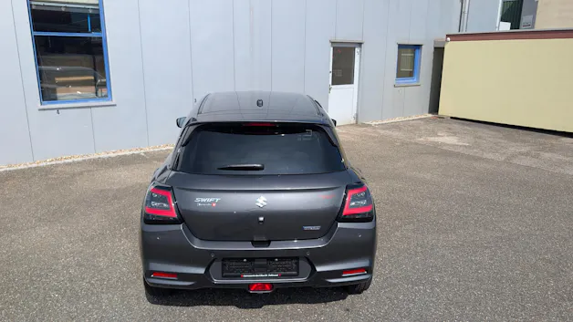 Suzuki Swift 1.2 1st Edition Top Hybrid 4x4