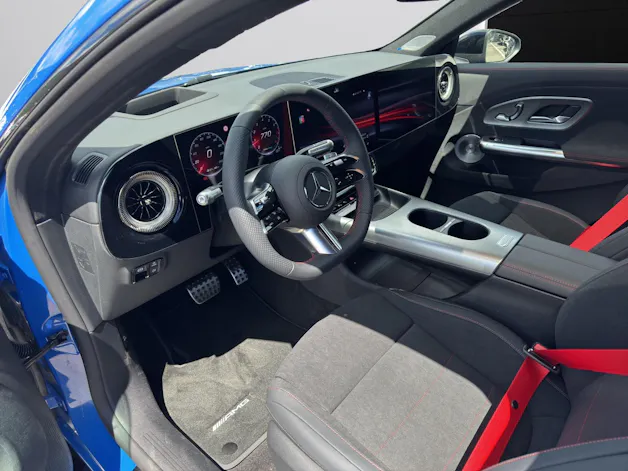 Mercedes-Benz CLA 220 8G-DCT 4Matic