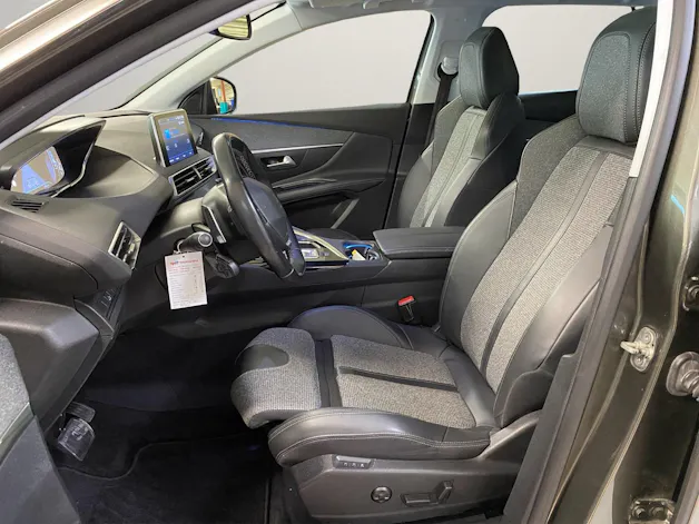 PEUGEOT 3008 1.6 THP Allure EAT