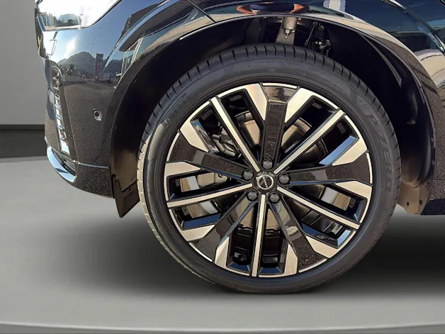 Volvo XC60 T8 eAWD PluginHybrid Ultra Dark Geartronic