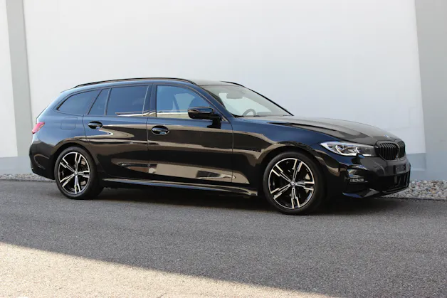 BMW 320d xDrive 48V Touring M SPORTPAKET