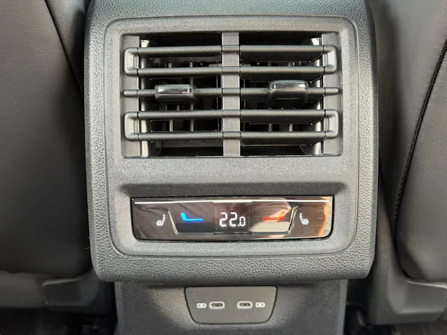 VW Golf 2.0 TSI R-Line DSG 4 Motion