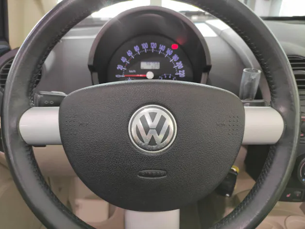 VW Beetle Cabriolet 1.6