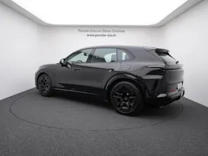 Porsche Cayenne Turbo Electric