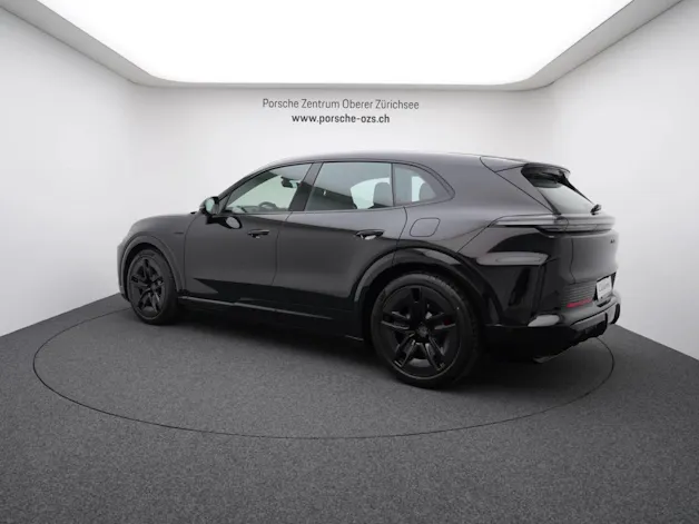 Porsche Cayenne Turbo Electric