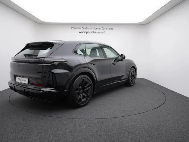 Porsche Cayenne Turbo Electric