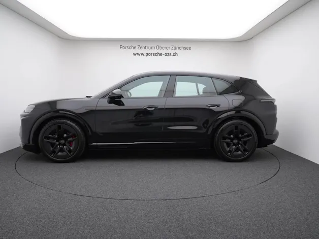 Porsche Cayenne Turbo Electric
