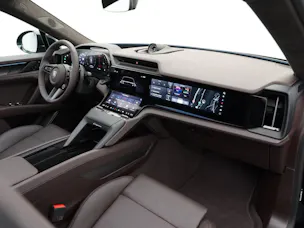 Porsche Cayenne Turbo Electric