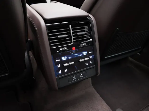 Porsche Cayenne Turbo Electric