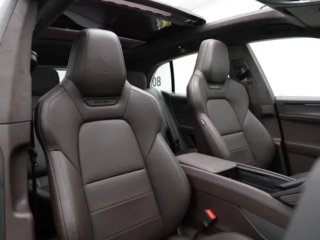 Porsche Cayenne Turbo Electric