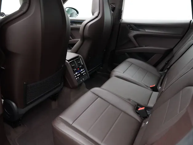 Porsche Cayenne Turbo Electric