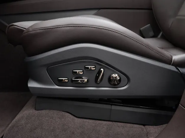 Porsche Cayenne Turbo Electric