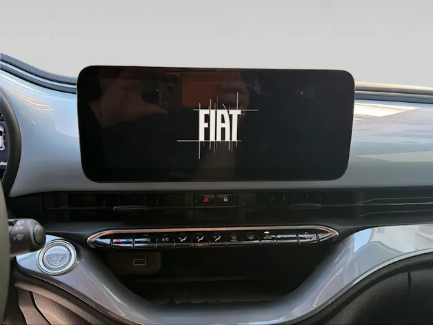 Fiat 500 C electric 87 kW Swiss Edition