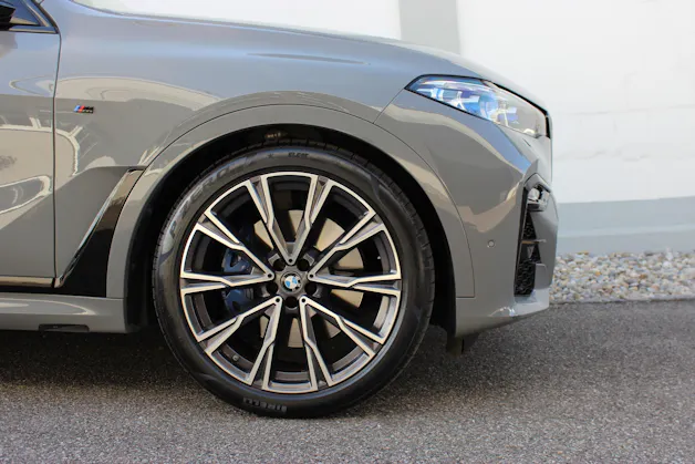 BMW X7 xDrive 48V 40d M Sport BOWERS & WILKINS Individual *NARDOGRAU*