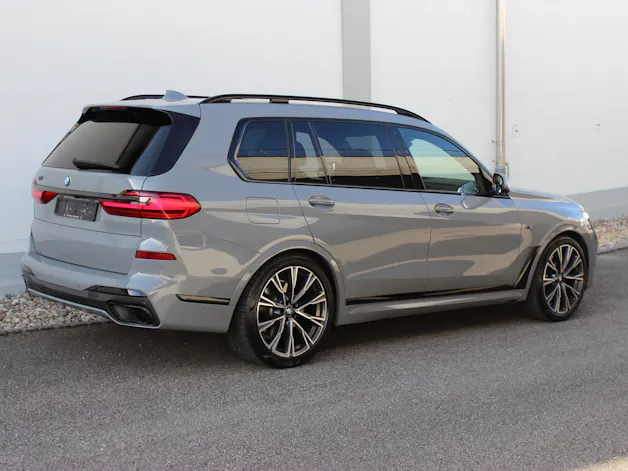 BMW X7 xDrive 48V 40d M Sport BOWERS & WILKINS Individual *NARDOGRAU*
