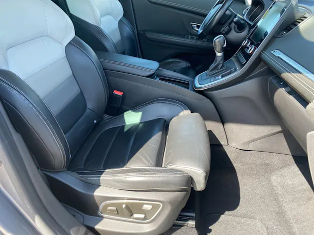 Renault Scénic 1.6 dCi Initiale Paris EDC