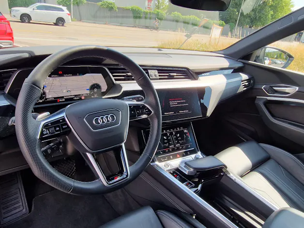Audi e-tron 55 S Line Black Edition quattro