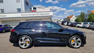 Audi e-tron 55 S Line Black Edition quattro