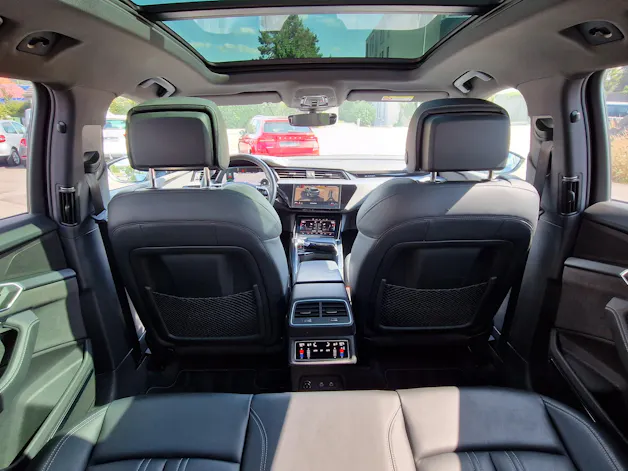 Audi e-tron 55 S Line Black Edition quattro