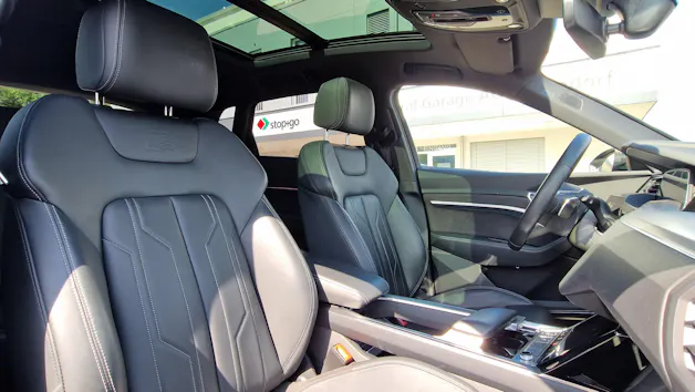 Audi e-tron 55 S Line Black Edition quattro