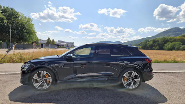 Audi e-tron 55 S Line Black Edition quattro