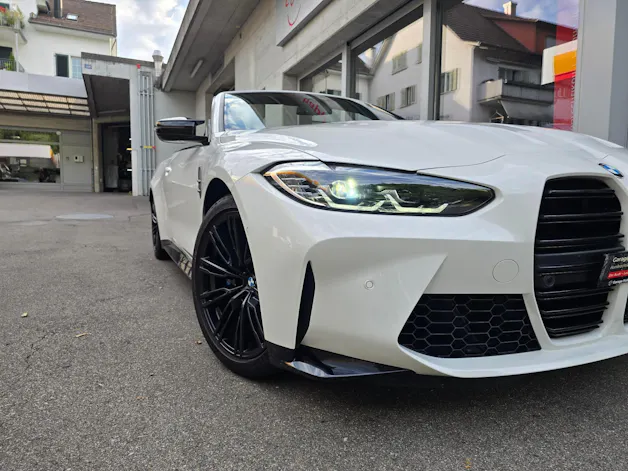 BMW M4 Cabrio Competition M xDrive
