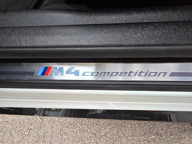 BMW M4 Cabrio Competition M xDrive