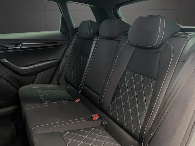 Škoda Karoq 2.0 TSI SportLine 4x4 DSG