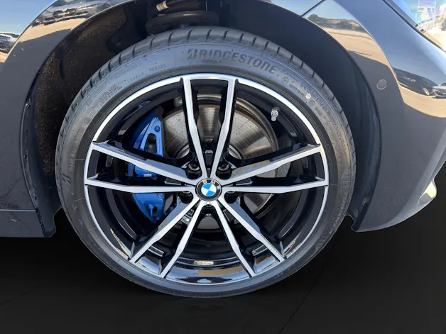 BMW 330e xDrive M Sport