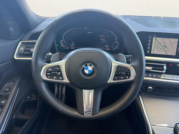 BMW 330e xDrive M Sport