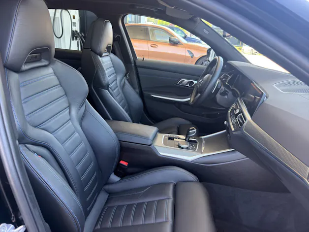 BMW 330e xDrive M Sport