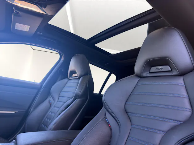BMW 330e xDrive M Sport