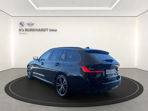 BMW 330e xDrive M Sport