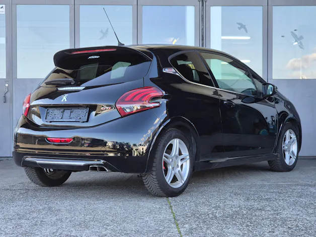 Peugeot 208 1.6 Turbo GTi