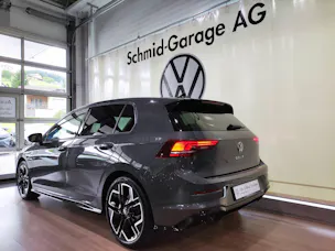 VW Golf VIII 1.5 eTSI R-Line DSG