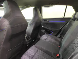 VW Golf VIII 1.5 eTSI R-Line DSG