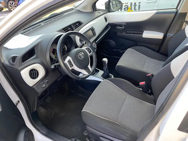 Toyota Yaris 1.33 Trend