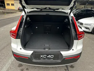 Volvo XC40 T5 AWD Momentum Geartronic