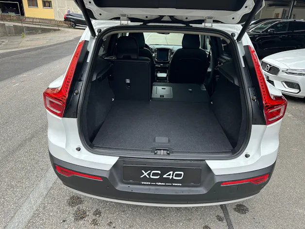 Volvo XC40 T5 AWD Momentum Geartronic
